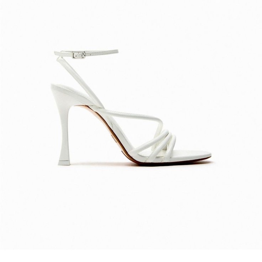 Zara women’s white high heeled sandals size 39 - 8us